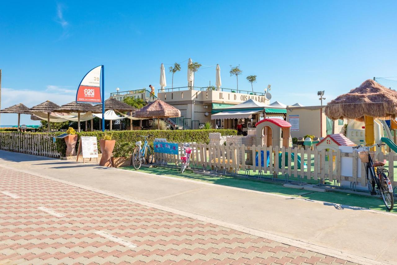 Case Vacanze Blue Bay Resort Roseto Degli Abruzzi Ngoại thất bức ảnh