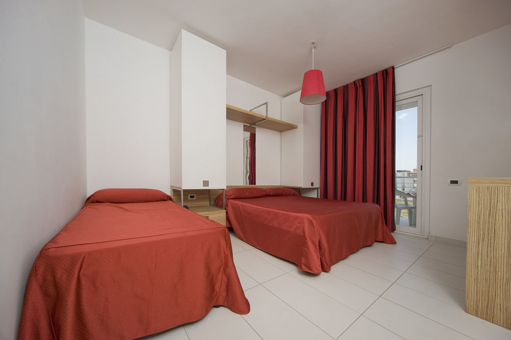 Case Vacanze Blue Bay Resort Roseto Degli Abruzzi Ngoại thất bức ảnh